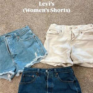 Levi's Women's Jean Shorts, WHITE in Size 28 (Mid-Length) Great Condition!